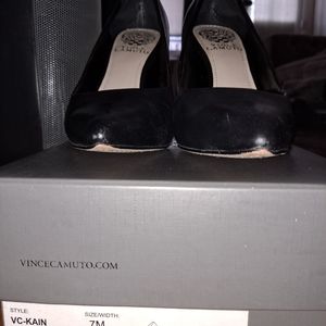 Vince Camuto pump